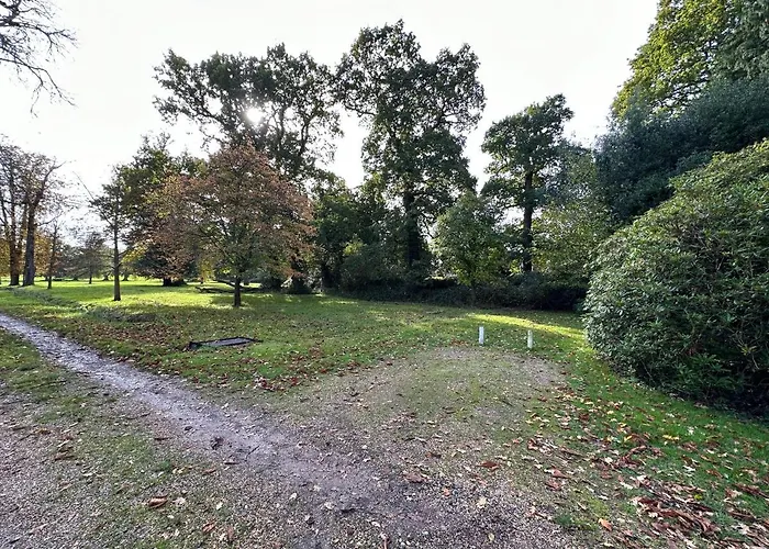 Historic 2 Bed Gatehouse In Private Parkland