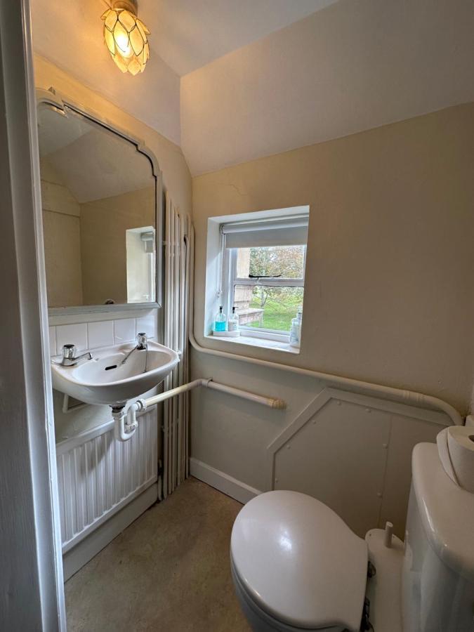 Historic 2 Bed Gatehouse In Private Parkland
